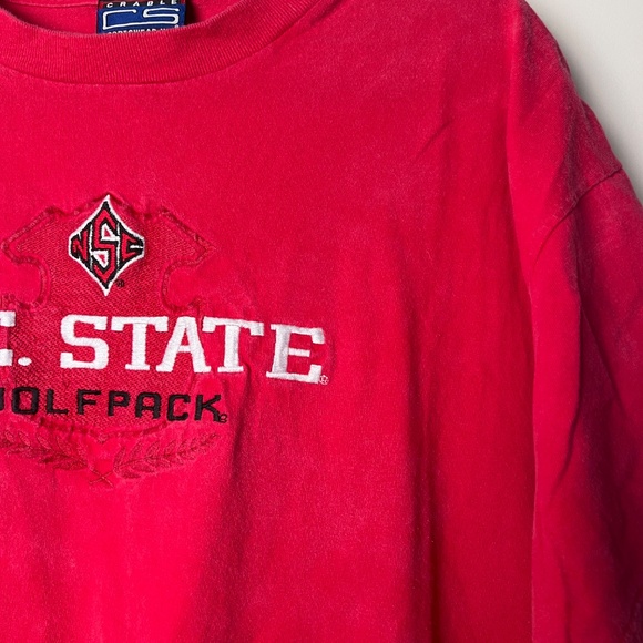 Crable Sportswear Inc Red NC State Wolfpack Embroidered Short Sleeve Shirt XL - Picture 4 of 14